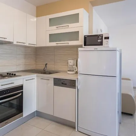 One-bedroom In Komarna *